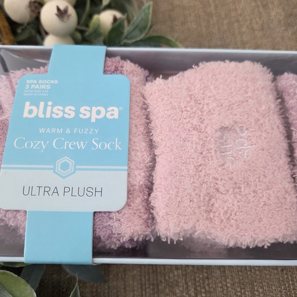 Bliss Pink Cozy Crew Socks - Picture 4 of 4